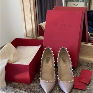 Valentino Rockstud pumps *authentic*